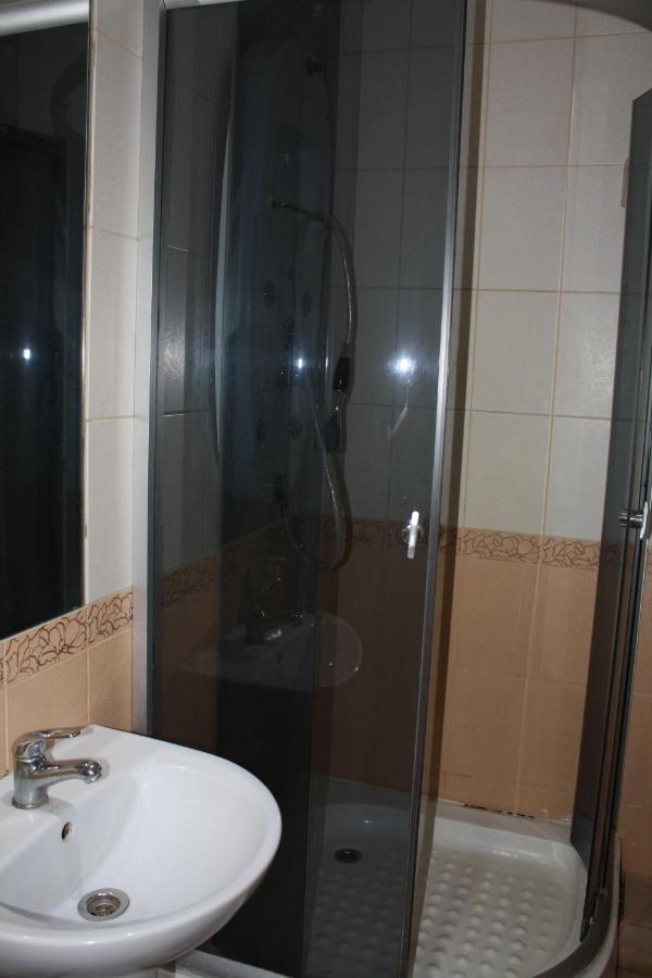 Комната Гостиничного Типа, Алчевских 24 Kharkov Luaran gambar